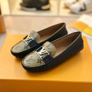 Louis Vuitton Montaigne Moccasins Unisex Calf Leather Khaki