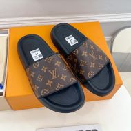 Louis Vuitton Waterfront Slides Unisex Monogram Rubber 1AANNG Brown